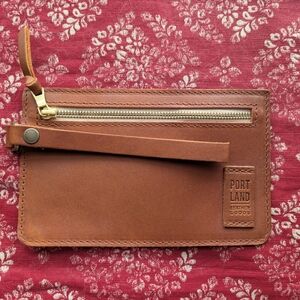 Portland Leather Adriana